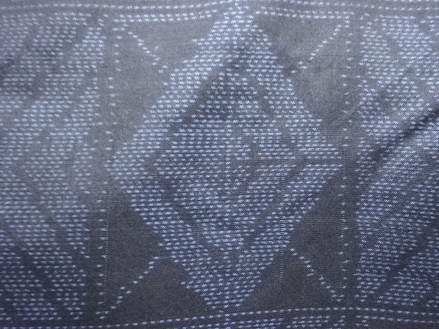 JAPANESE KIMONO / ANTIQUE KIMONO / SILK / DORO OSHIMA TSUMUGI / WOVEN GEOMETRIC